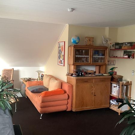 Helles Apartment Mit Balkon In Ruhiger Lage Hamelin Eksteriør bilde