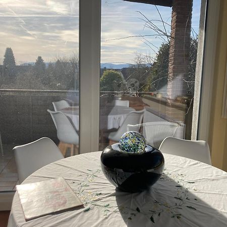 Helles Apartment Mit Balkon In Ruhiger Lage Hamelin Eksteriør bilde