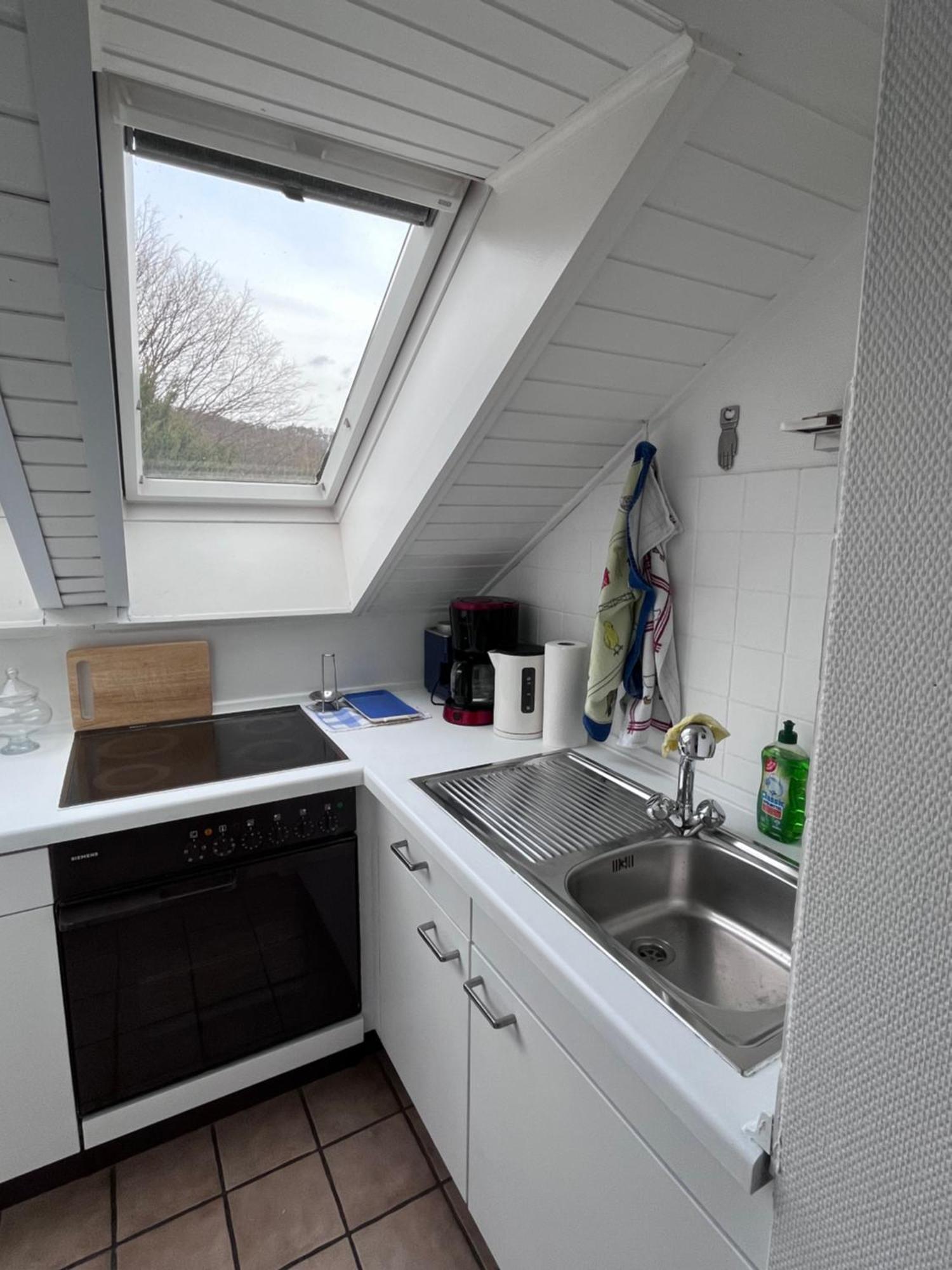 Helles Apartment Mit Balkon In Ruhiger Lage Hamelin Eksteriør bilde